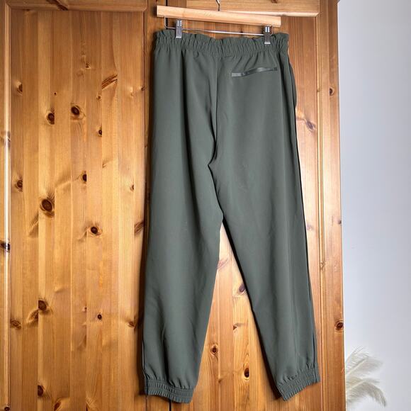Athleta Olive Metropolis Jogger - Picture 8 of 9